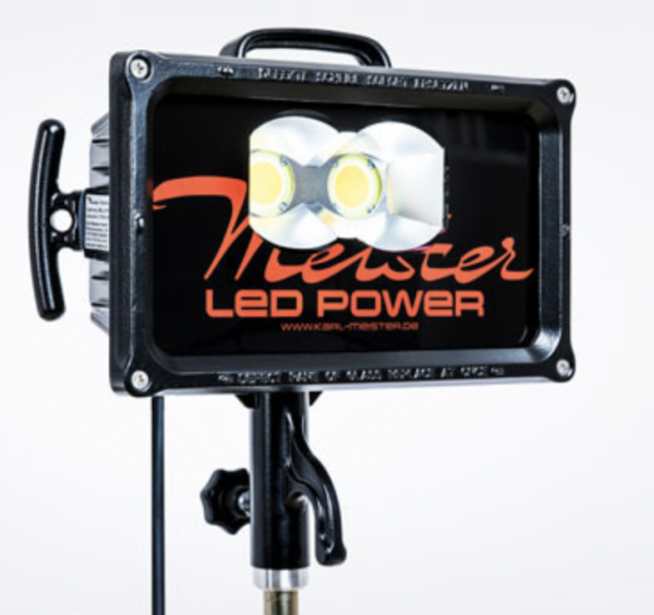 Karl Meister GmbH Flutlichtstrahler Karl Meister LED 130 AC Feuerwehr THW Scheinwerfer DIN 14640